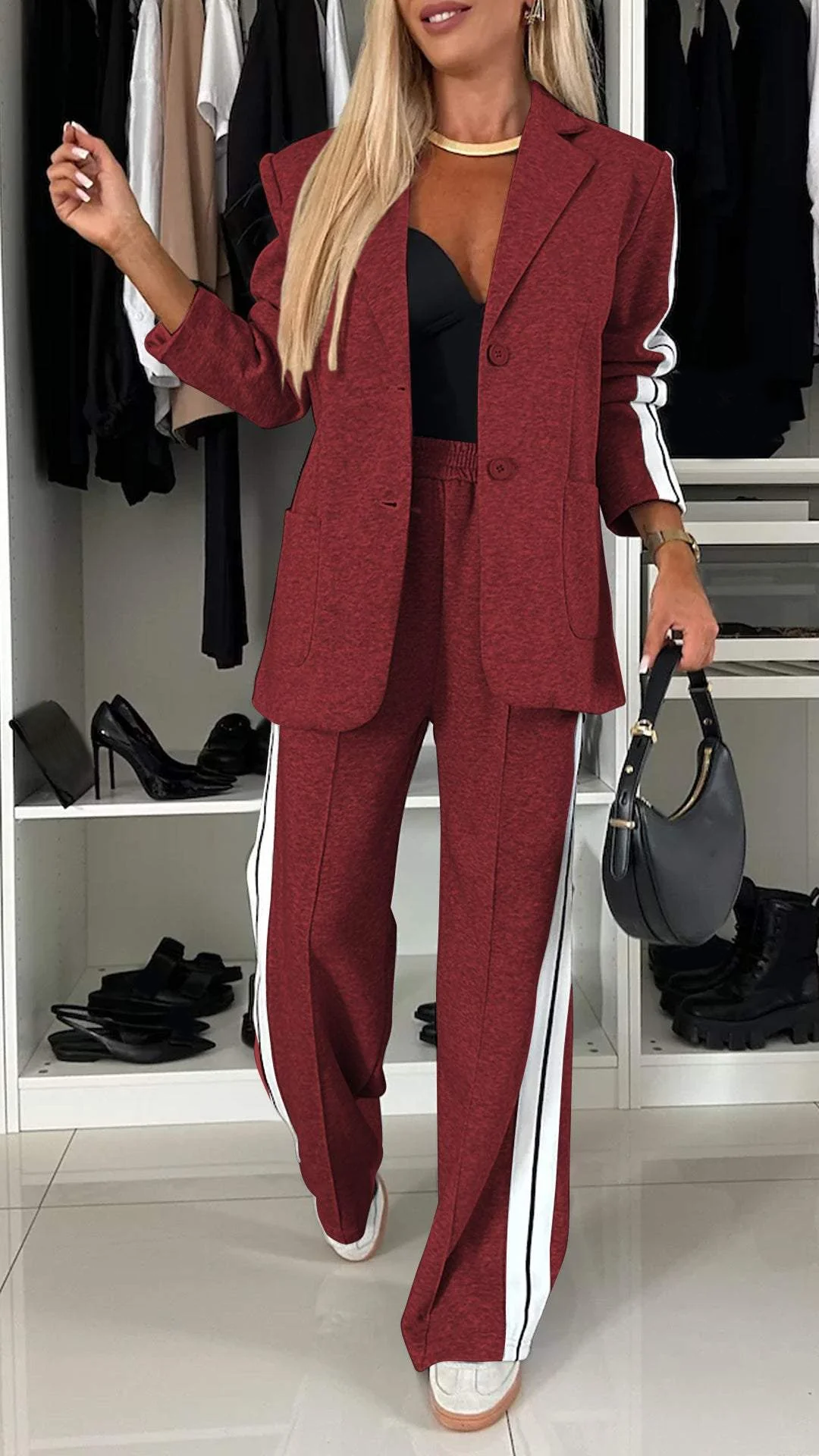 Tenue de bureau élégante et décontractée pour Alice